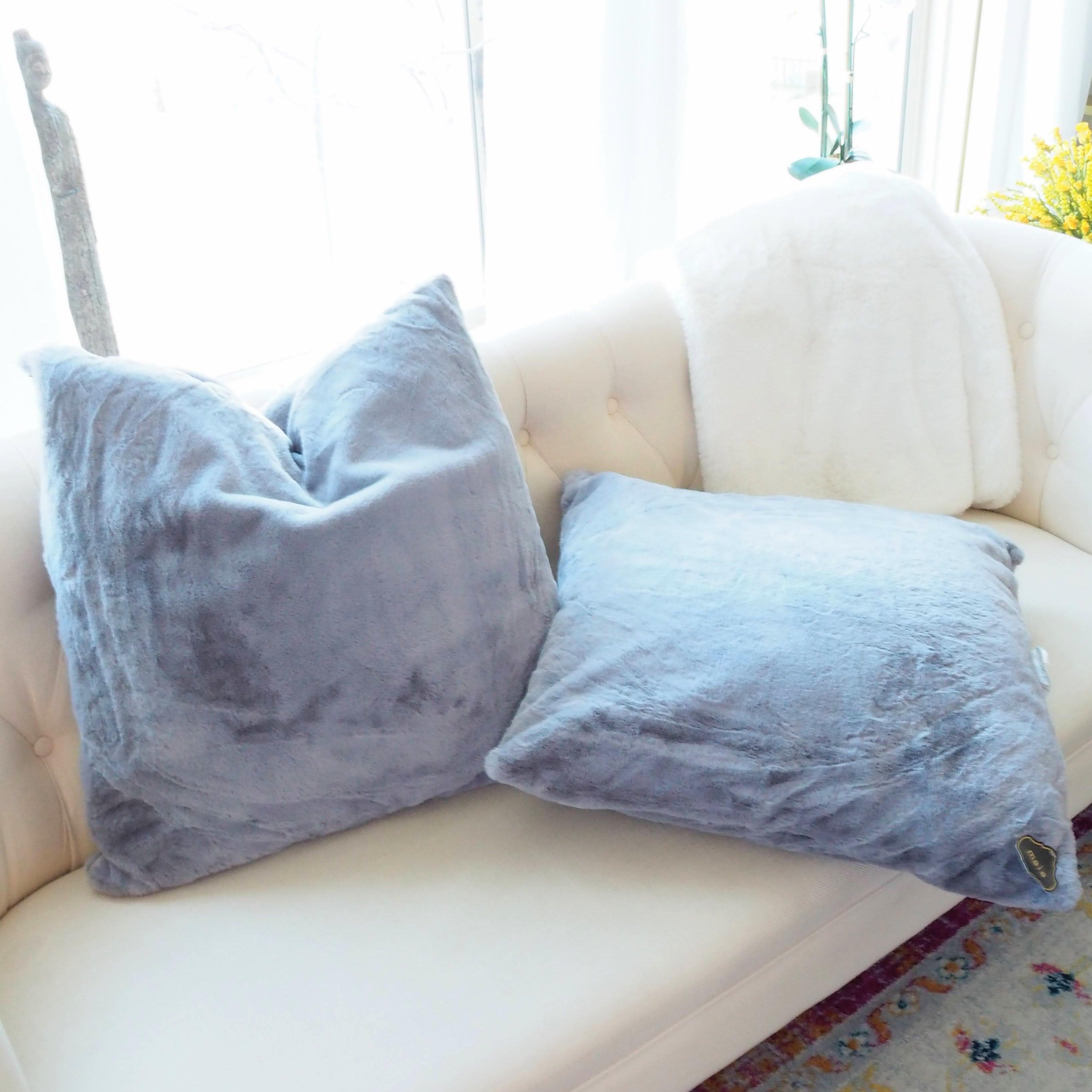 Light blue fur online pillow