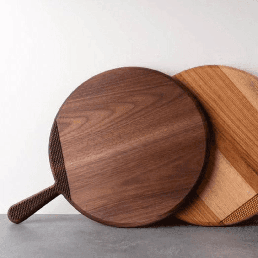 Round Cutting Board W/Handle