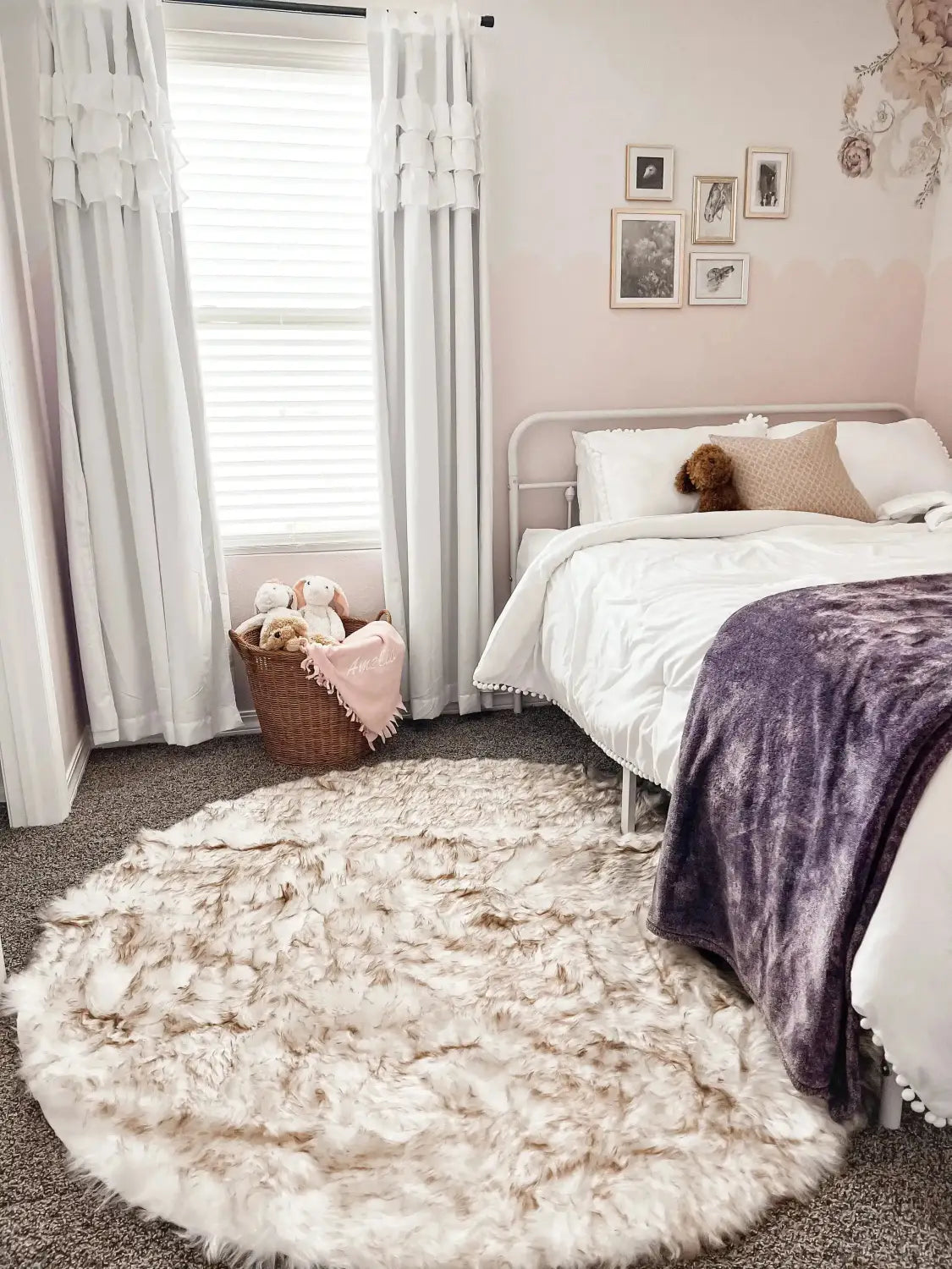 Maia Homes Bedroom Rug Guide - The Ultimate Guide to Choosing the Perfect Bedroom Rug for Every Style