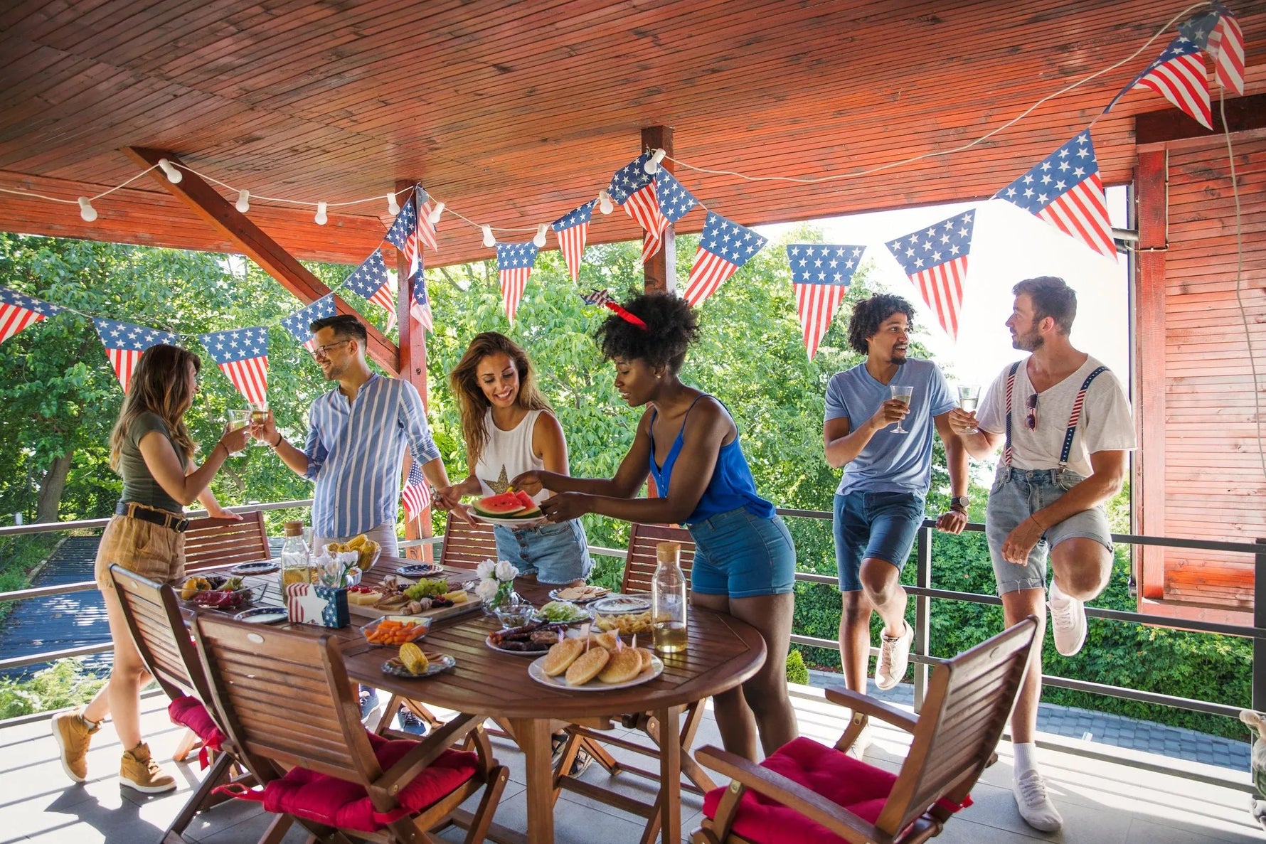 Transform Your Home for Independence Day: Creative and Festive Decor Ideas - MAIA HOMES