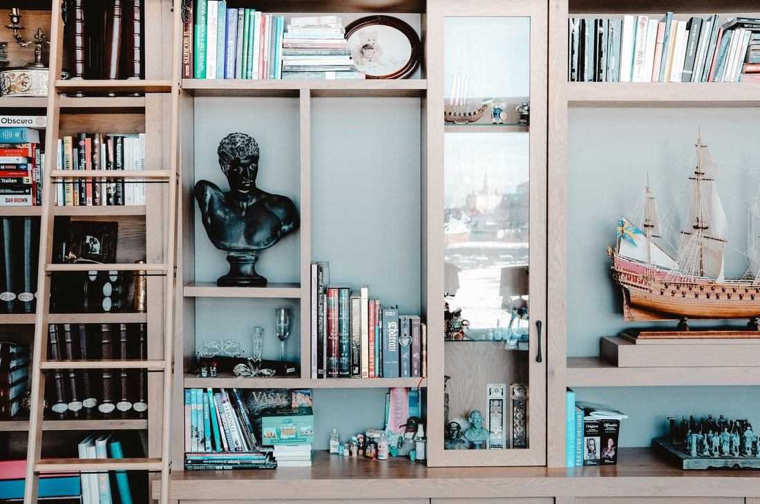 Quick and Easy Expert Advices on Bookshelf Styling That Everyone Should Know - MAIA HOMES
