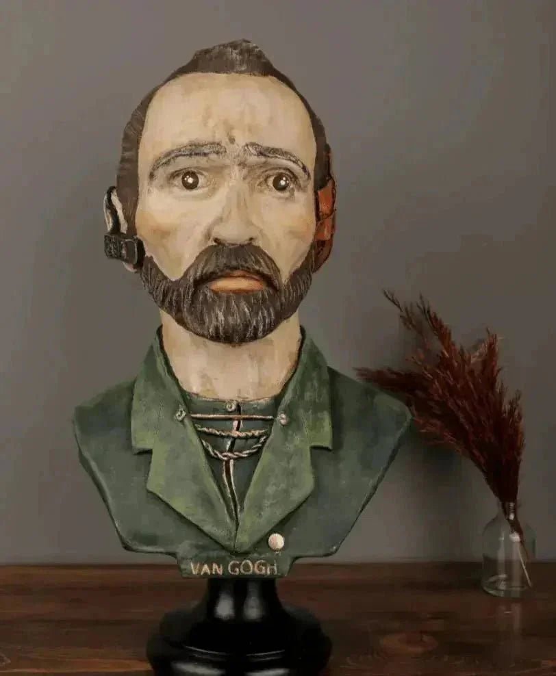 Bust - MAIA HOMES