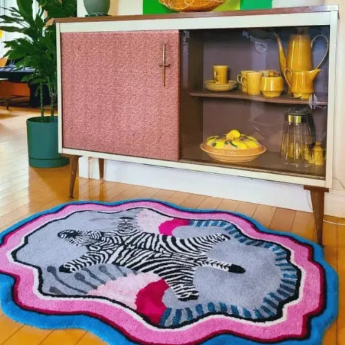 Zebra-in-the-love-garden-hand-tufted-wool-rug-pink