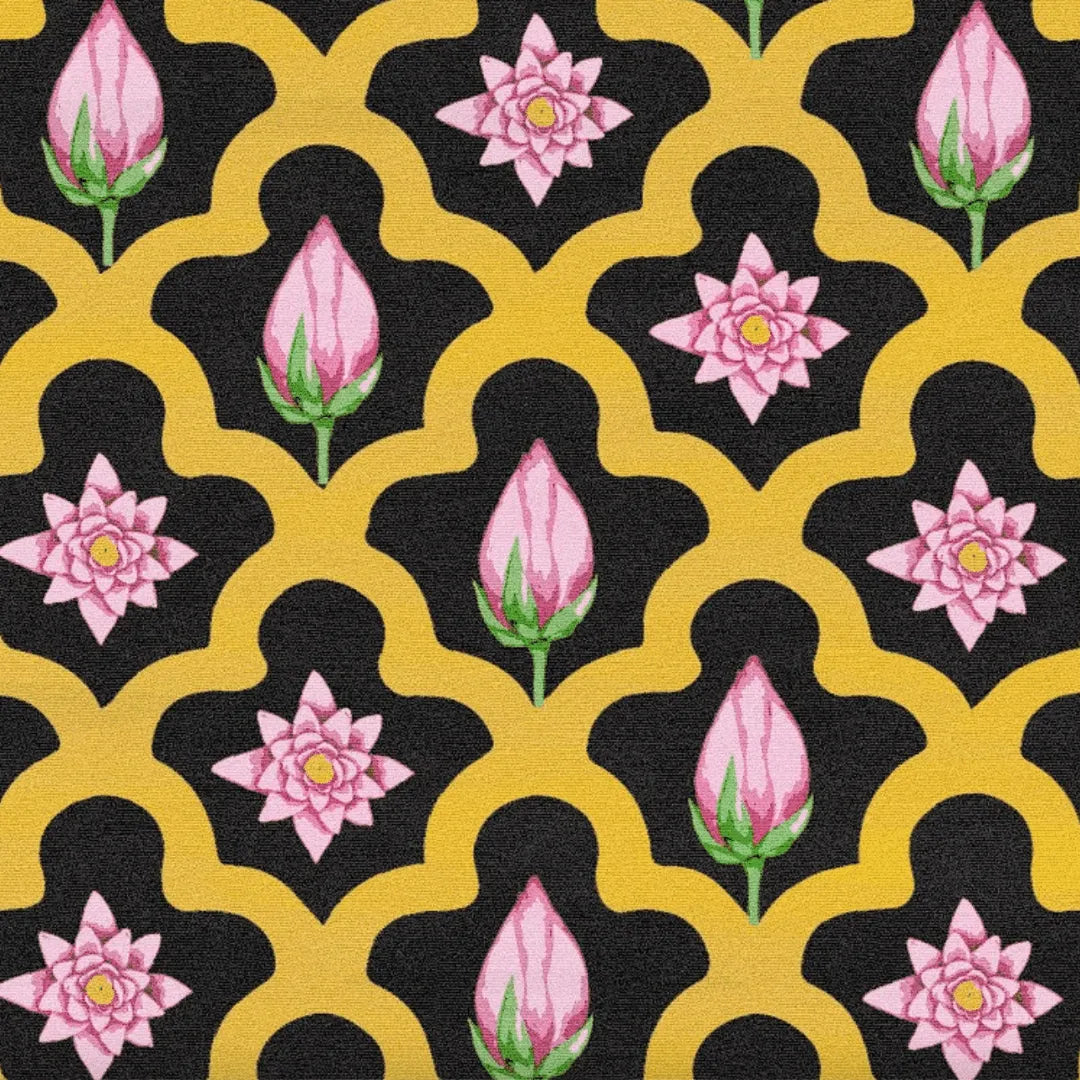 Gold Border Scallop and Lotus Hand Tufted Rug - Black