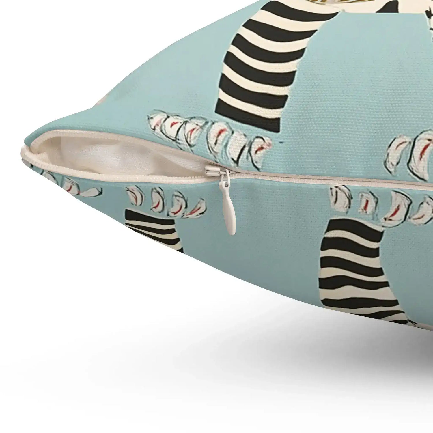 Bold Lion Design Throw Pillow