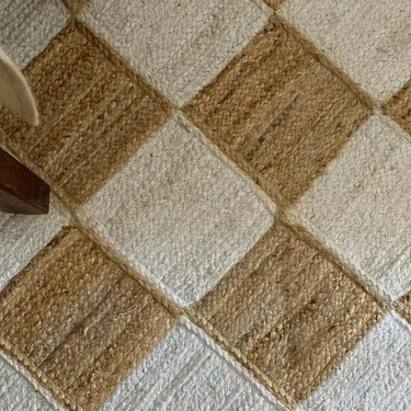 Diamond Checker Jute Rug - Natural and White – MAIA HOMES