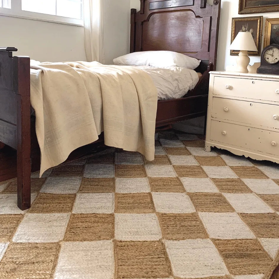 Diamond Checker Jute Rug - Natural and White