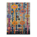 Eye-Catching Hand Knotted Area Rug