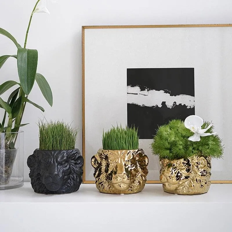 Glamor Lion Head Planter