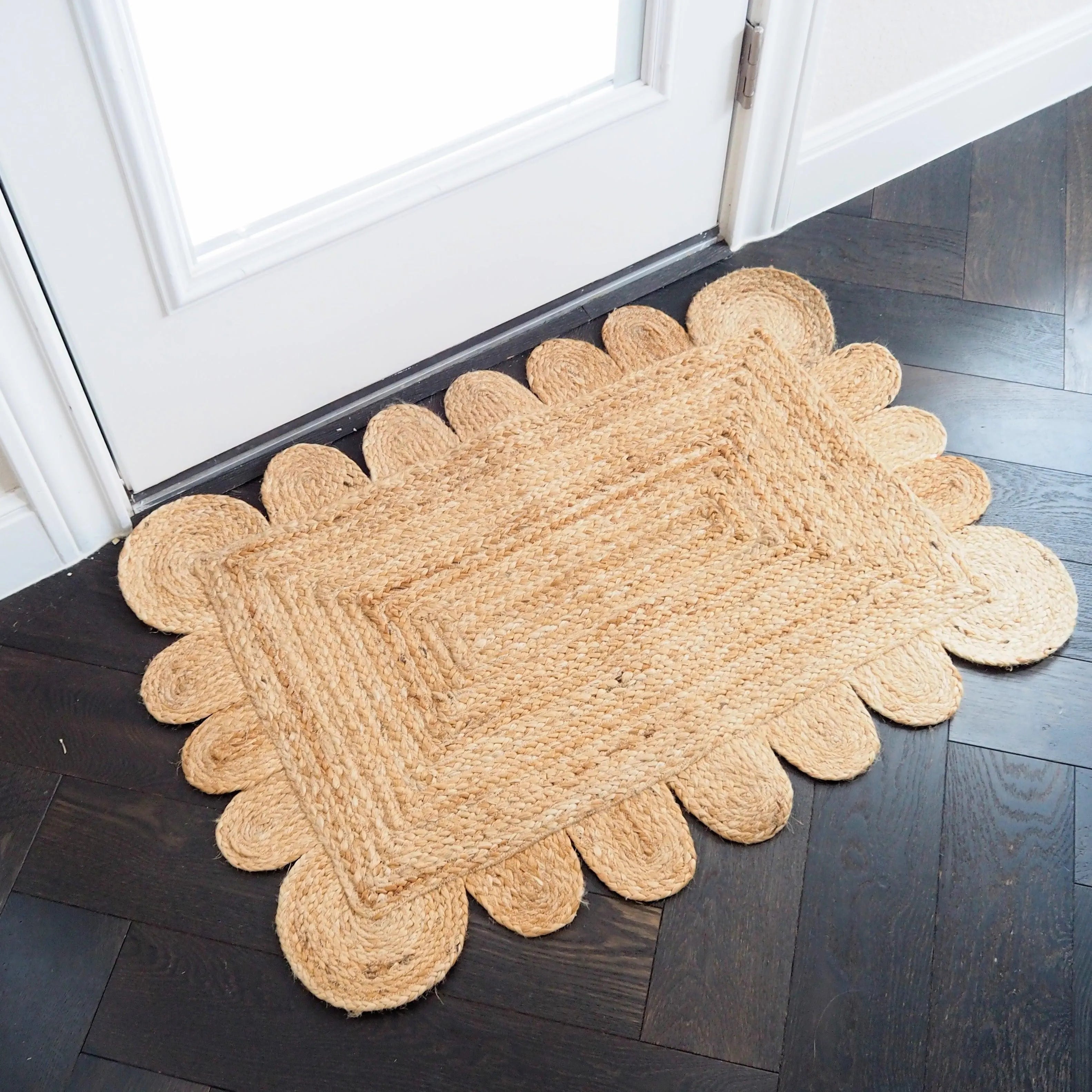 Scalloped Jute Rug, Scallop Rug, Natural Jute Rug, , Jute Area Rug, Handwoven cheapest Jute Rug, Custom Size Rug, Decorative Rug