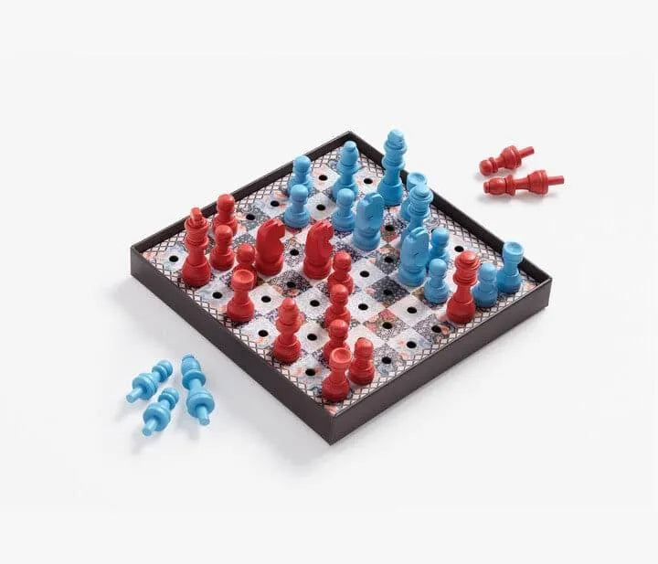 Liberty Anita Peggable Chess Set