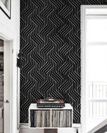 Modern Black Geometric Pattern Wallpaper