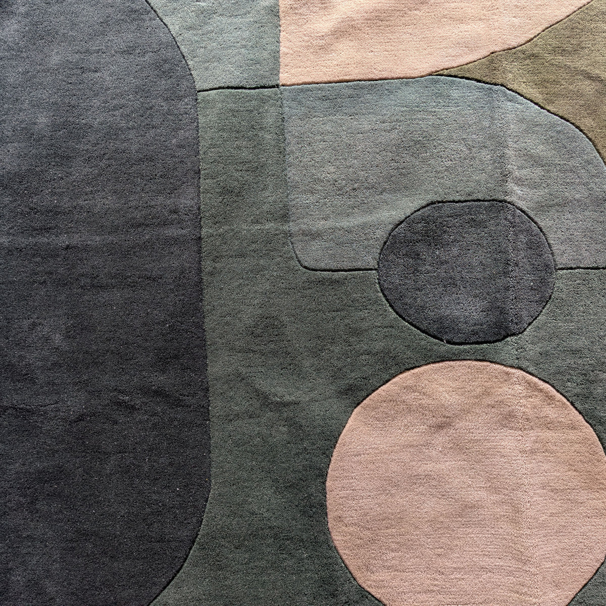 Monochrome Chic Hand Tufted Rug 8 x 8 ft
