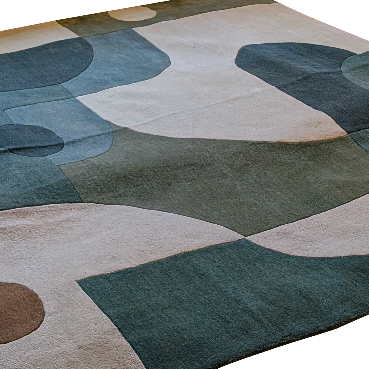 Monochrome Chic Hand Tufted Rug 8 x 8 ft