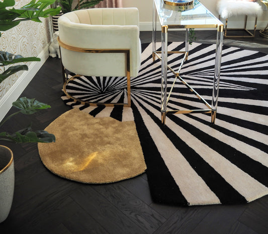 Step onto the Golden Sun Hand Tufted Wool Rug