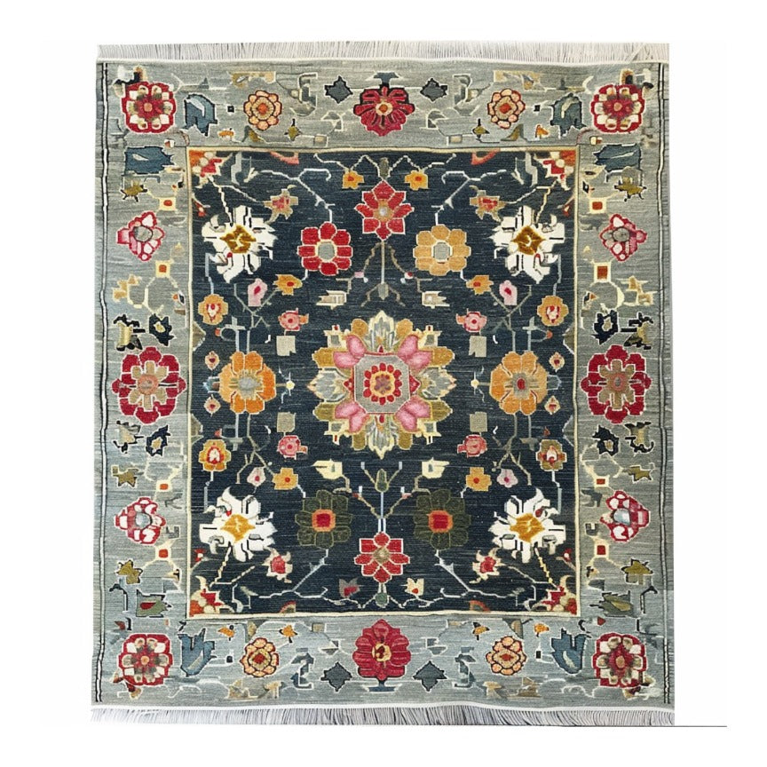 Petal Illusion Hand Knotted Area Rug