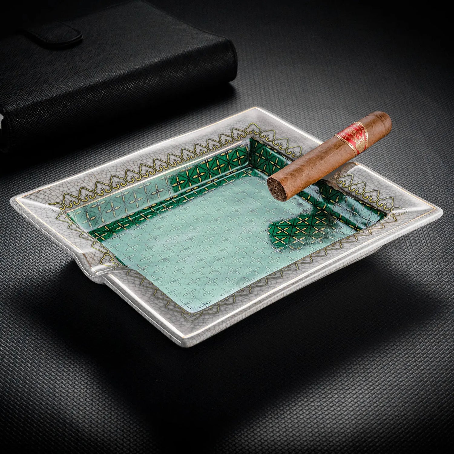 Color-Glaze Ceramic Cigar Ashtray