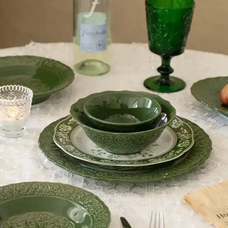 Vintage Inspired Floral Green Plate - MAIA HOMES