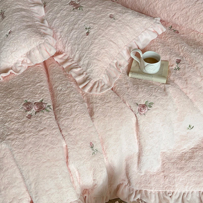 4PCS Pink Milk Velvet Winter Bedding Set