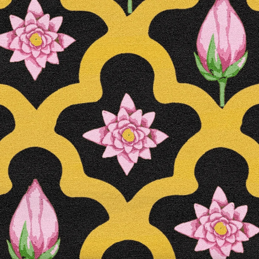 Gold Border Scallop and Lotus Hand Tufted Rug - Black