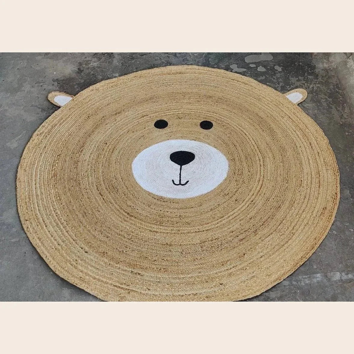 Bear Round Jute Rug