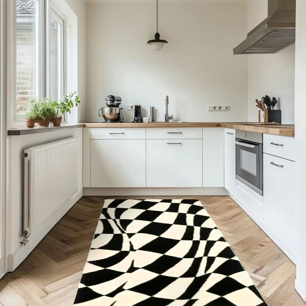 Black and White Abstract Curvy Checker Hand Tufted Wool Rug Runner