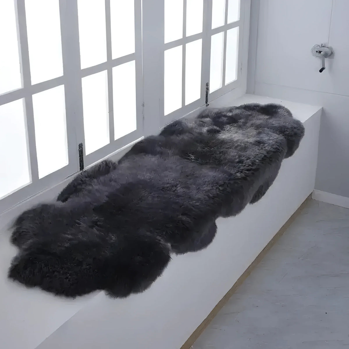 Black Soft Texture Shaggy Natural Fur Sheepskin Area Rug - 1001 KNOTS