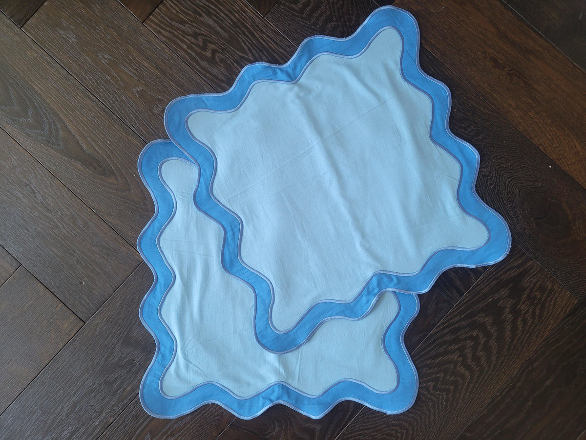 Blue Scallop 100% Linen Square Placemat