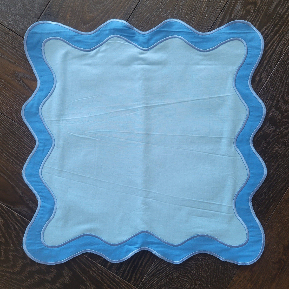 Blue Scallop 100% Linen Square Placemat