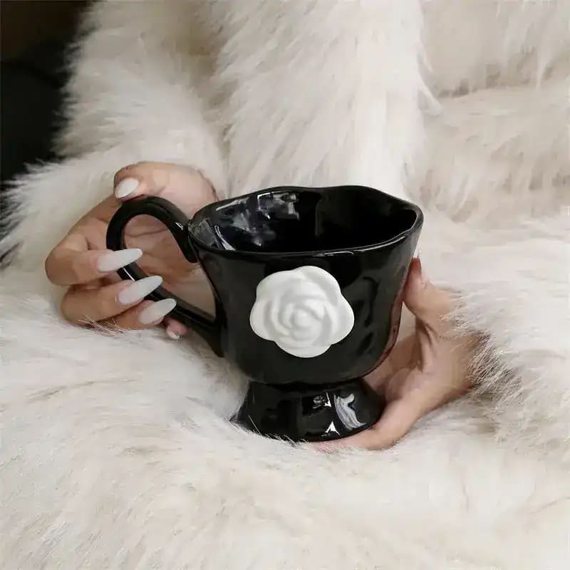 Camellia Flower Black Mug - MAIA HOMES