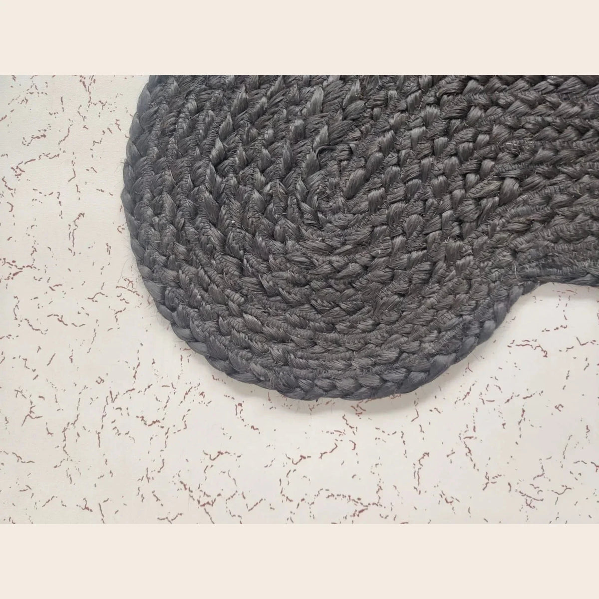 Dog Bone Shape Jute Rug