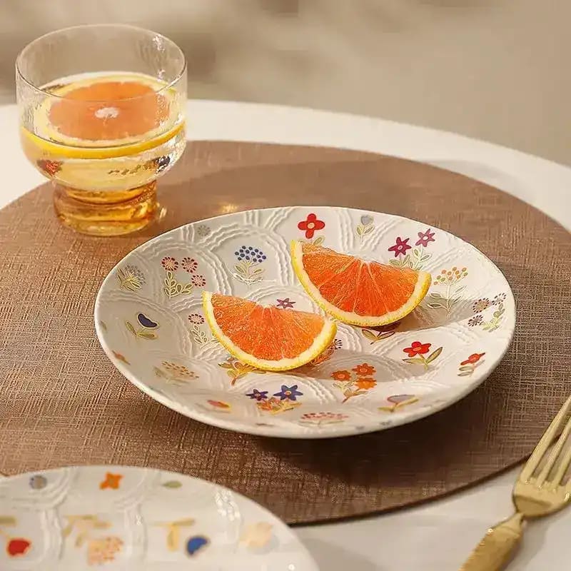 Embossed Shell Floral Plate - MAIA HOMES