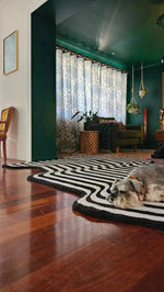 Flowing Illusion Black and Gray Hand Tufted Wool Rug 5 x 8 ft - MAIA HOMES