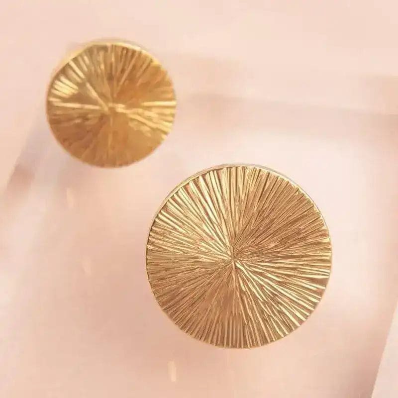 Handcrafted Hammered Brass Cabinet Drawer Knobs 3.3 x 2.2 cm