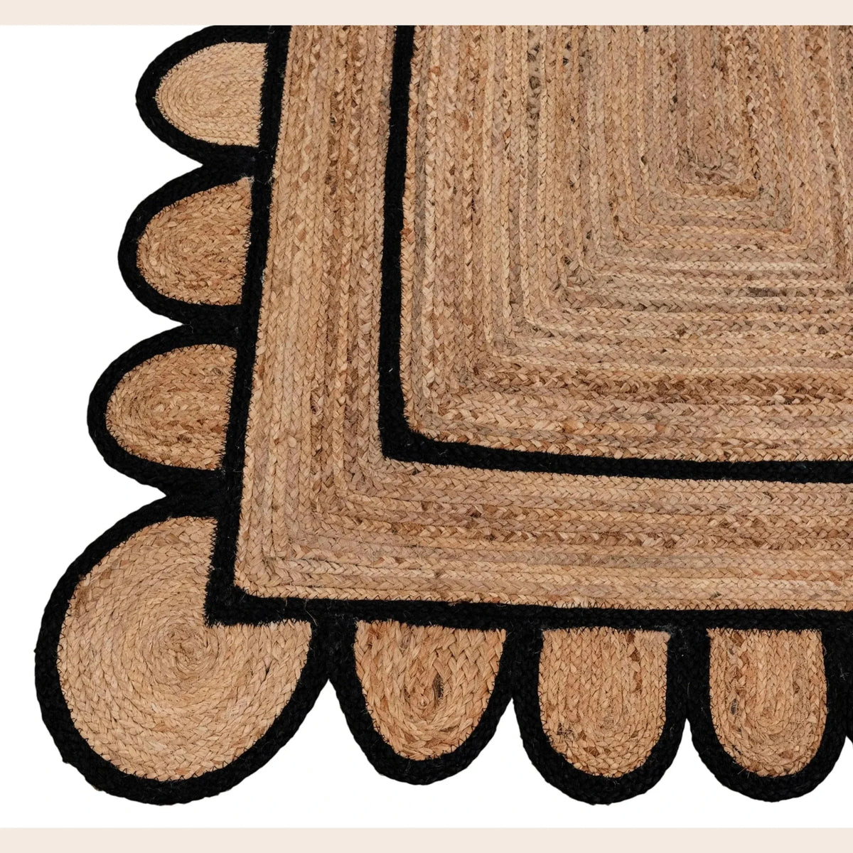Handmade Black Scalloped Jute Rug