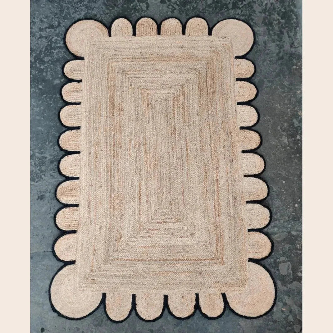 Handmade Black Trim Scalloped Jute Rug