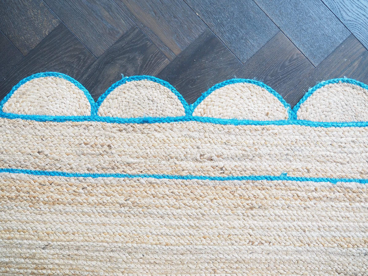 Handmade Blue Scalloped Jute Rug 3' x 5'