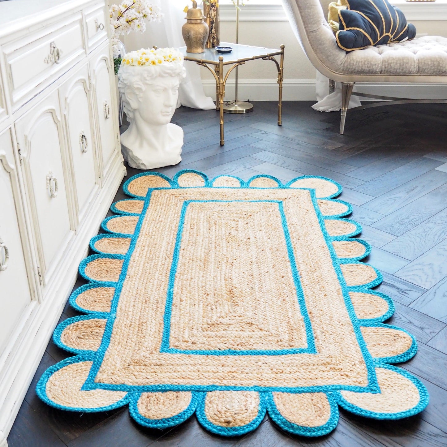 Handmade Blue Mini Scalloped Jute Rug - MAIA HOMES