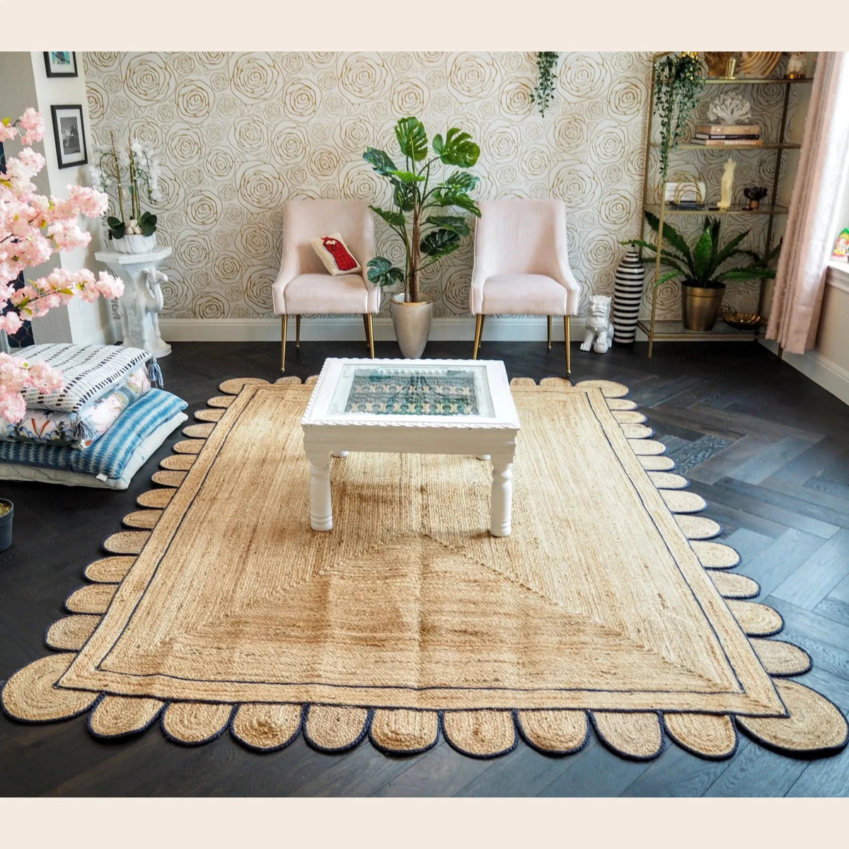 Handmade Navy Blue Scalloped Jute Rug