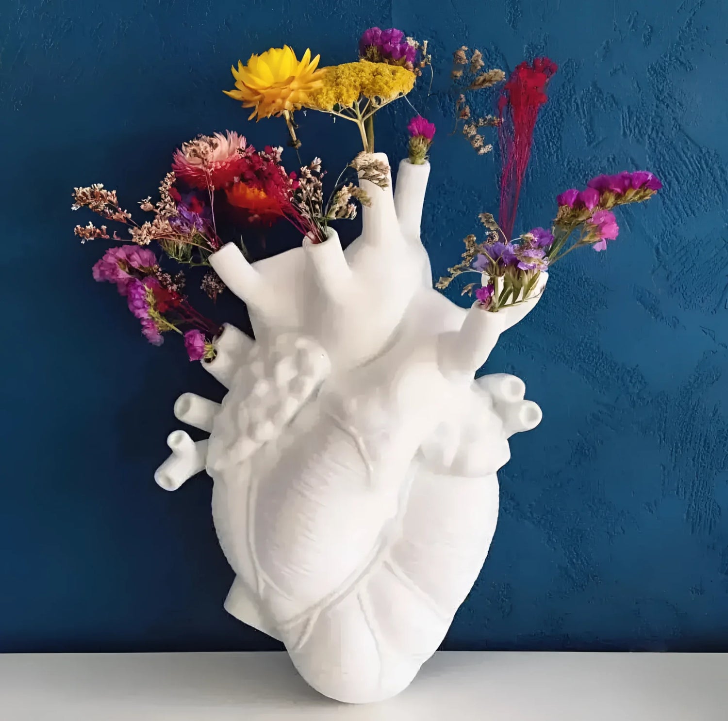 Heartbeat Heart-shaped Vase WHITE 10" H (25 cm H)