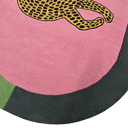 Leopard_on_Pink_Oval_Hand_Tufted_Wool_Rug