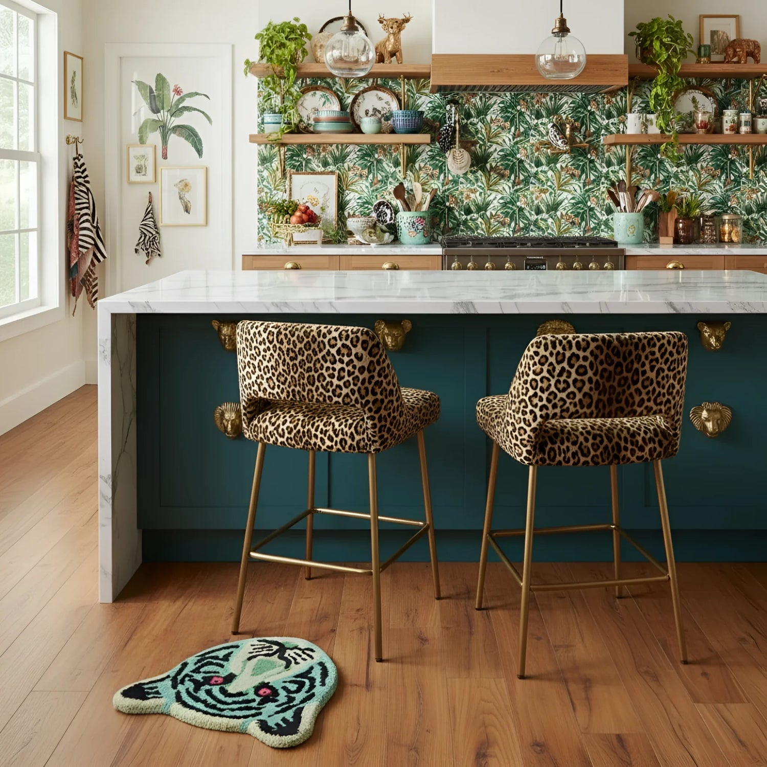 Mini Tiger Face Hand-Tufted Wool Rug 1' x 1'