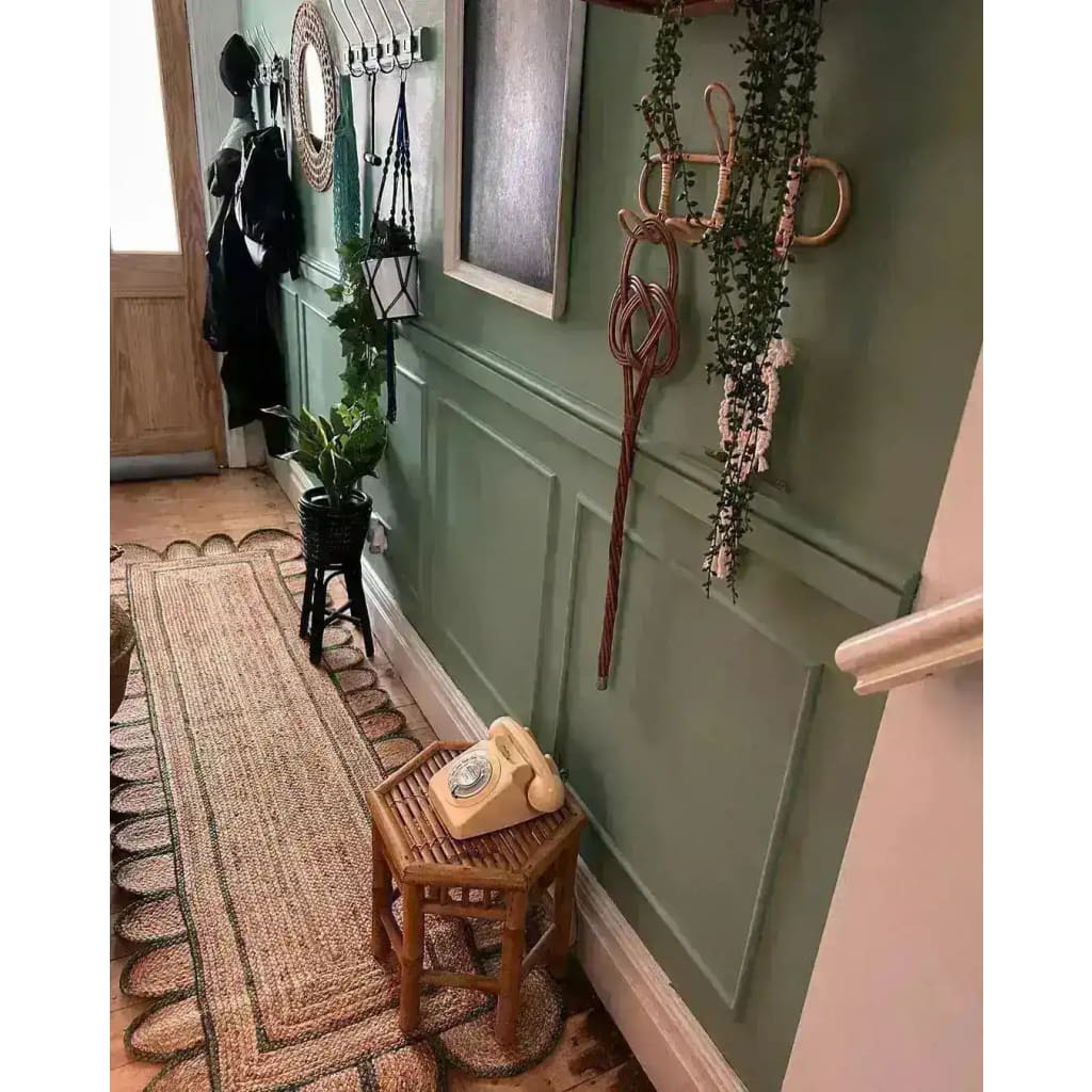 Handmade Scalloped Border Jute Rug - Black Trim - 1001 KNOTS