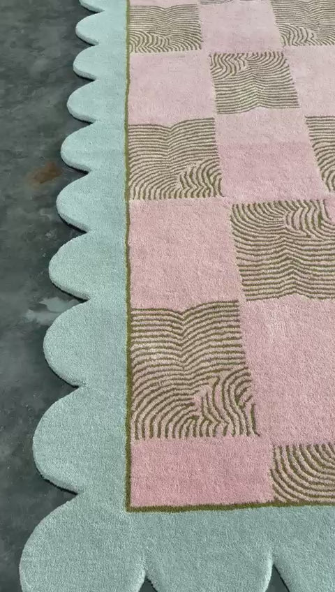 Scalloped Leaf Checker Pastel Hand Tufted Rug Reel