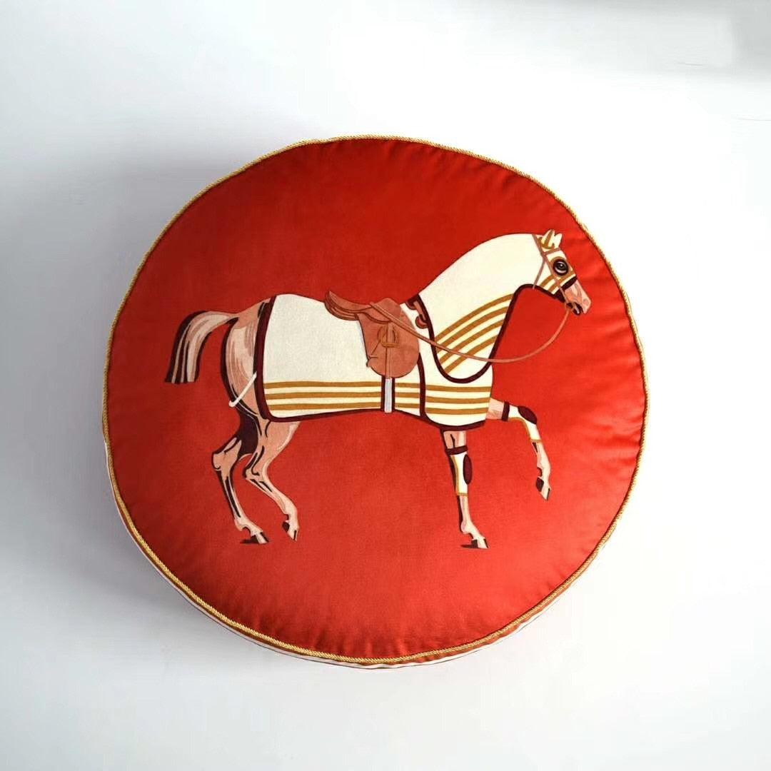 Silky Horse Round Decorative Pillow Cover F