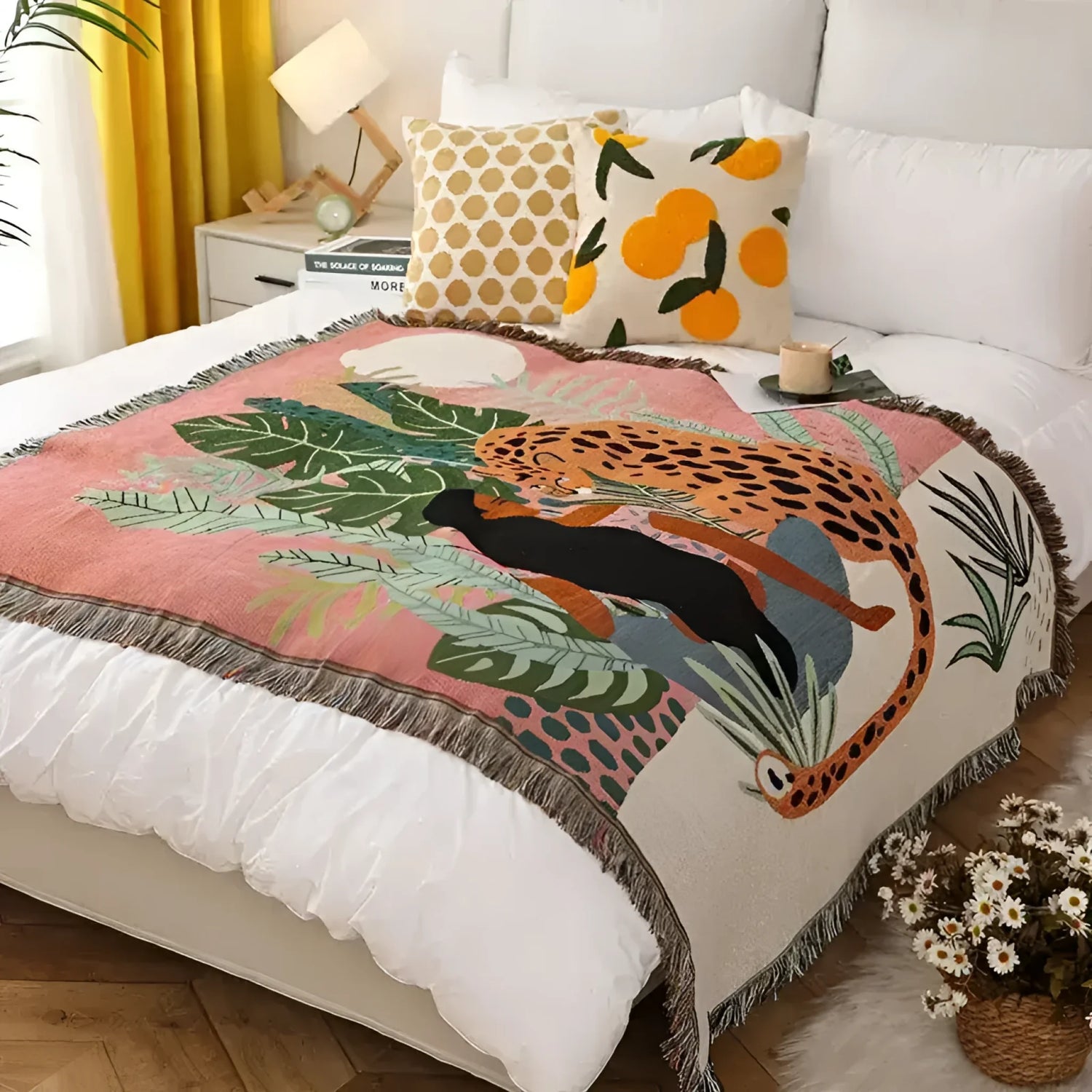 Vintage Inspired Boho Crochet Throw Blanket - MAIA HOMES
