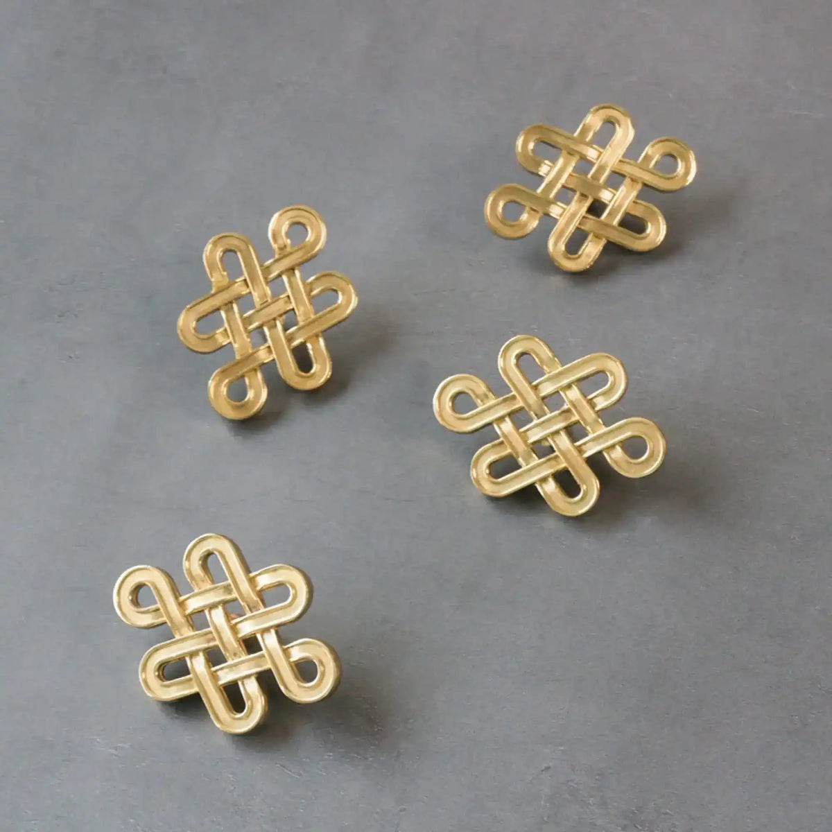 Vintage inspired Brass Twisted Cabinet Drawer Knob - set of 2