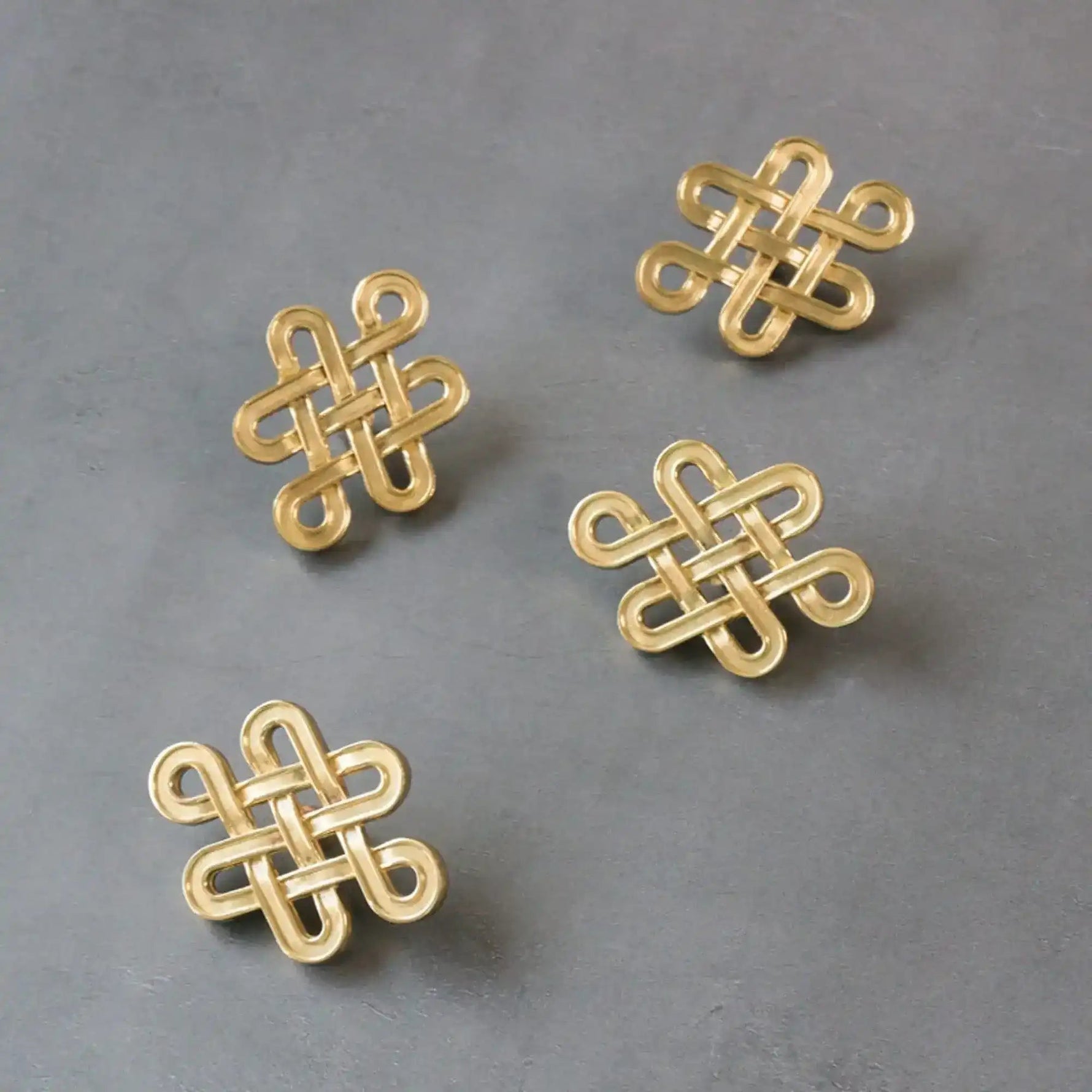 Vintage inspired Brass Twisted Cabinet Drawer Knob - set of 2