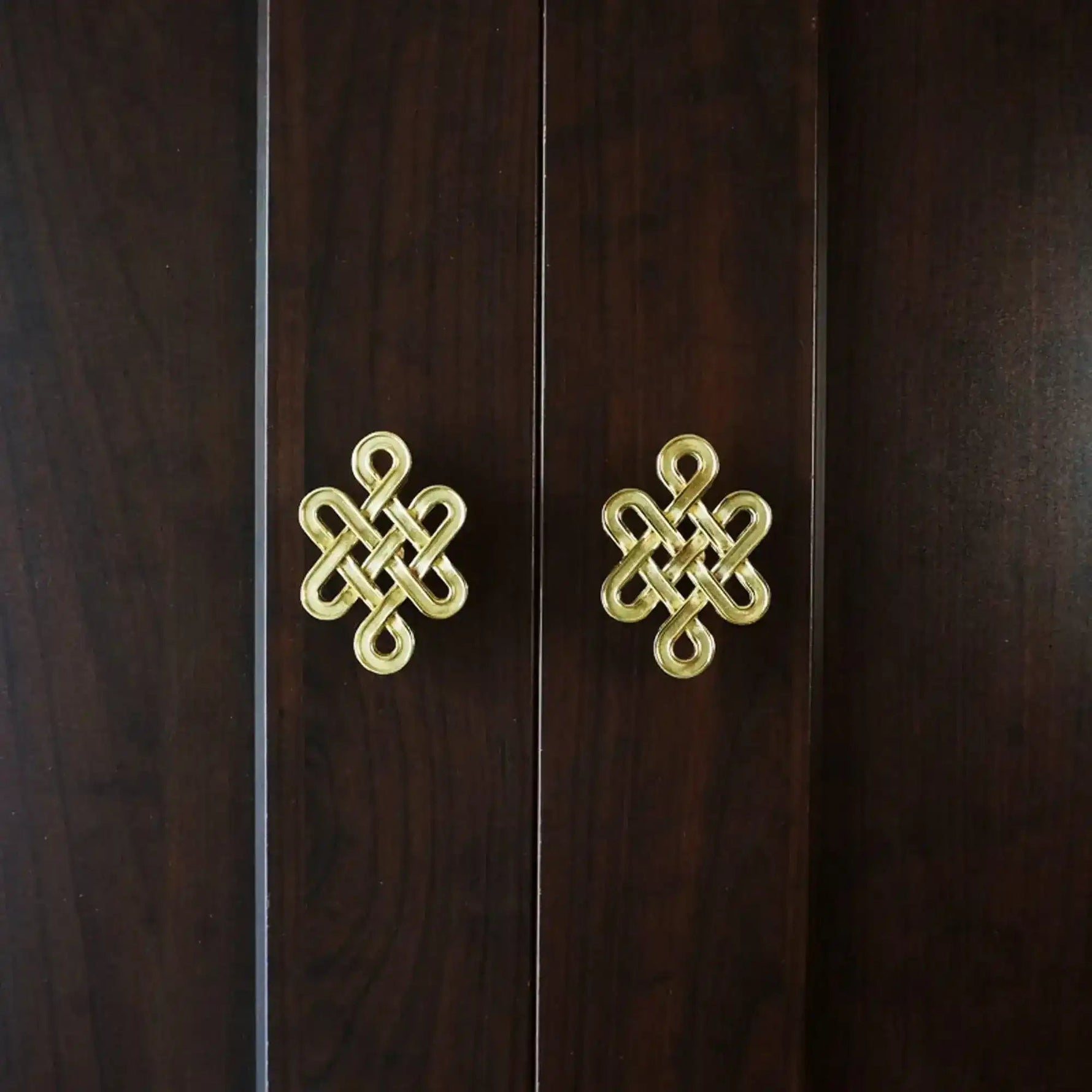 Vintage inspired Brass Twisted Cabinet Drawer Knob - set of 2