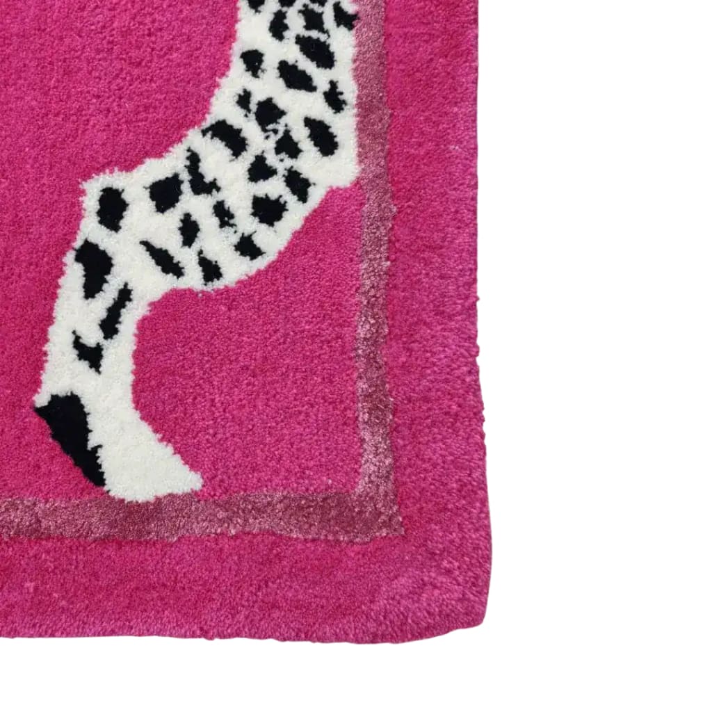 Walking Wild Cat Leopard on Silk Road Hand Tufted Wool Rug - Pink